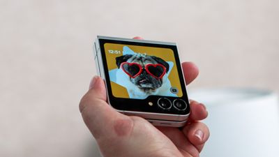Good luck snagging the Samsung Galaxy Z Flip 7 FE from your carrier