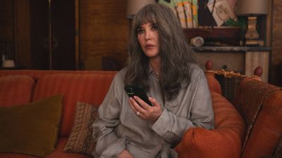 Under a Dark Sun episode 3 recap: will Alba sign Béatrice's murder deal?
