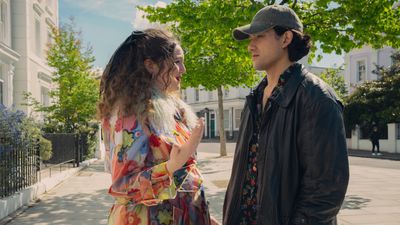 Netflix just added a new romantic comedy series — and it's one of my favorite binge-watches this year