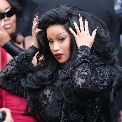 Cardi B Added Just the Right Amount of Drama to Her Plain Black Manicure