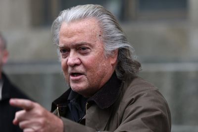 Steve Bannon calls for special prosecutor to investigate ‘all’ Epstein documents