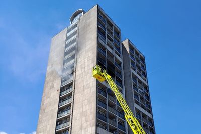 More than 70 firefighters tackle blaze at London block of flats