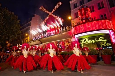 Moulin Rouge's red windmill sails restored and turning again