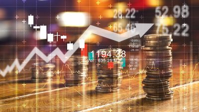 5 Reasons to Invest in Crypto When You’re Retired — And 5 Reasons to Avoid It