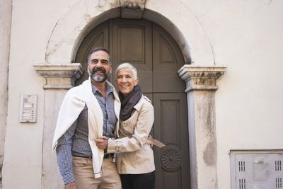 Americans are eyeing up €1 homes in Europe to escape the broken economy—no Visa needed, but it’s not all dolce vita
