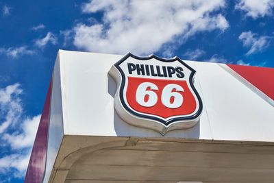 This Phillips 66 Analyst Is No Longer Bullish; Here Are Top 5 Downgrades For Friday