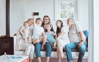 7 Types of Advice That Make Adult Children Stop Listening to You