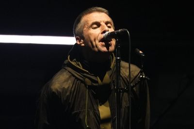 Oasis dominate UK album charts following start of world tour