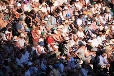 Wimbledon finalist questions how the tournament uses its roof amid London heatwave