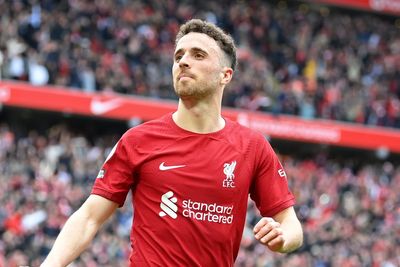 Liverpool pay tribute to Diogo Jota with shirt retirement