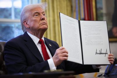 Trump's law of the jungle means U.S. trade deals aren't worth the paper they're printed on, trade expert warns