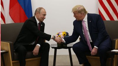 Putin to make Trump look like a ‘muppet’ as he ‘plays him like a violin’ – and apparently, the president knows