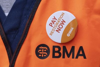 Some junior doctors striking this month ‘could be earning over £100k’