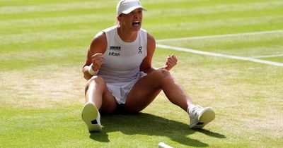 Iga Swiatek beats Amanda Anisimova 6-0 6-0 to win first Wimbledon title