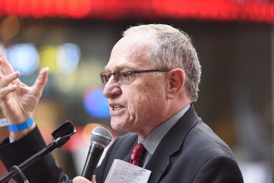 Ex-Trump Lawyer Dershowitz Claims Knowledge of Epstein Client List: 'I Know the Names, But I'm Bound by Confidentiality'