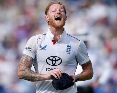 Stokes conjures England magic to halt India and put third Test on knife-edge