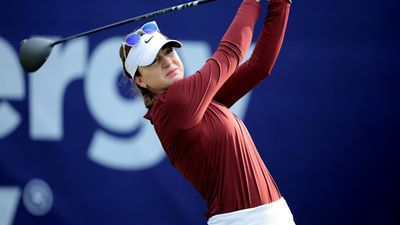 On Wimbledon Weekend, Two Ex-Tennis Prodigies Lead the LPGA Evian Championship