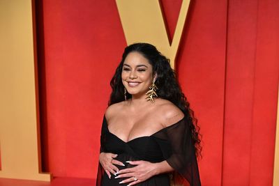 Vanessa Hudgens announces she is pregnant with second child
