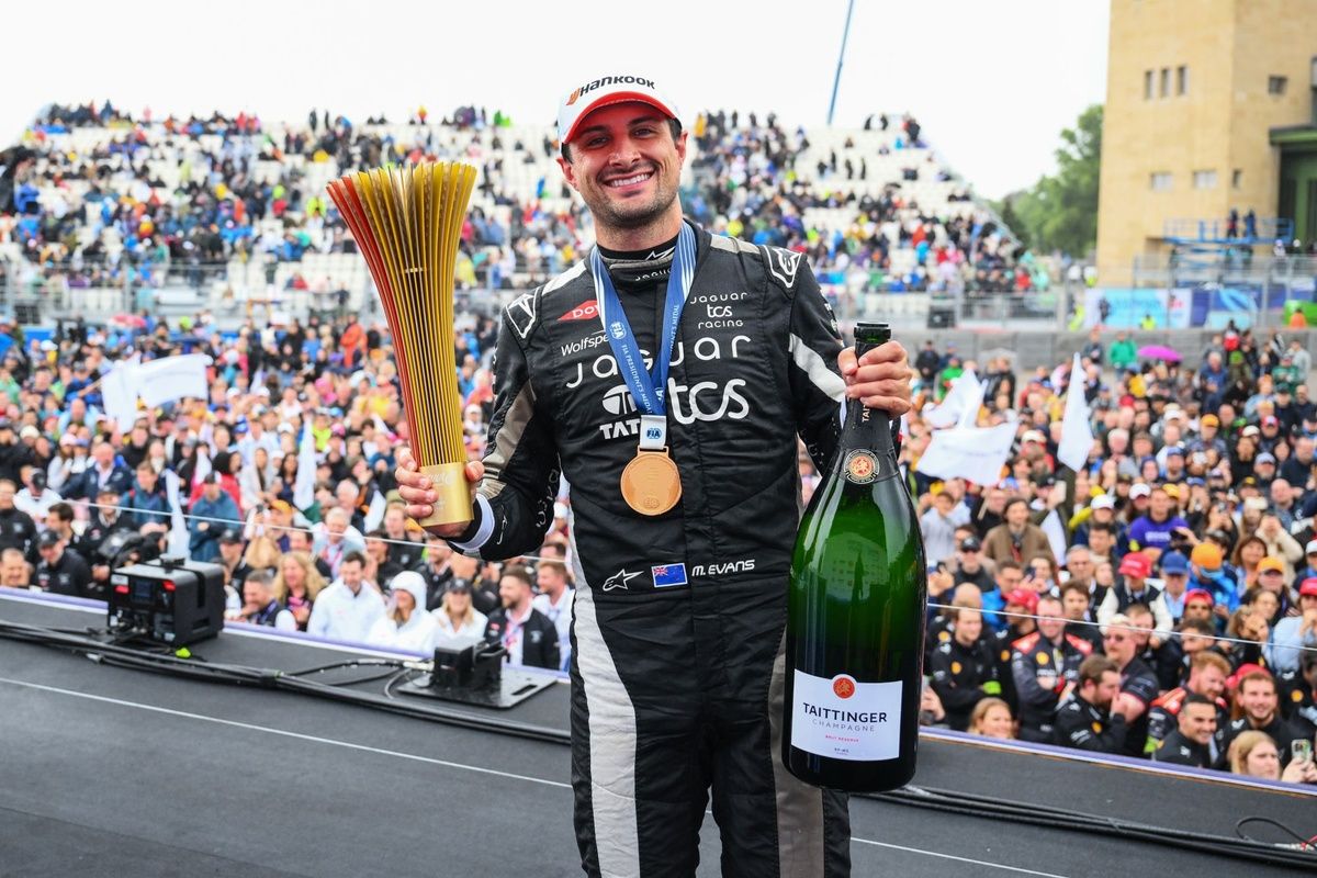 How Evans ended his 11-race point-less streak with…