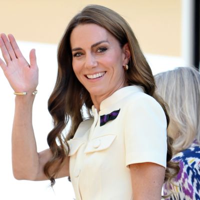Kate Middleton Matches Her Self-Portrait Dress to an Anya Hindmarch Tote at Wimbledon