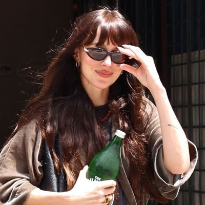 Dakota Johnson Pairs a $3,650 Gucci Bag With Chunky Dadcore Sneakers and Baggy Jeans
