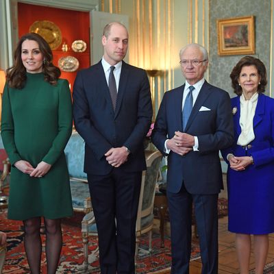 How Royal Family's "Private Locations" Were "Exposed" to the General Public by Their Bodyguards, Which Caused a Huge "Security Risk"