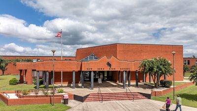 NFL Players from New Bern H.S. (New Bern, NC)