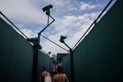 ‘It’ll always need humans’: former Wimbledon line judge laments the Hawk-Eye era