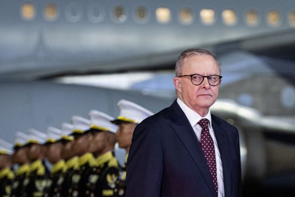 Albanese avoids committing to military role as US presses Australia over potential Taiwan war