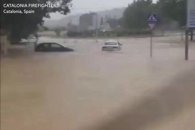 Spain battles severe floods as cars submerged and roads turned to rivers