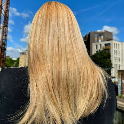 I've Got A Packed Summer Schedule—This Throwback 90s Trend Is The Effortless Way I'll Be Elevating My Hair