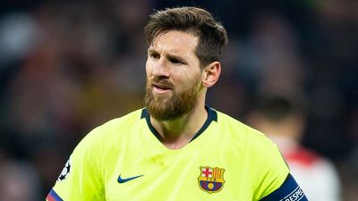 Former Barcelona Director Blames ‘Lionel Messi’s Entourage’ for Club’s Financial Crisis