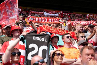 Liverpool and Preston players and fans remember ‘champion’ Diogo Jota