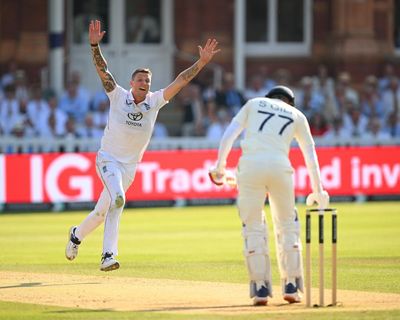 England’s Carse and Stokes take late India wickets to set up dramatic final day