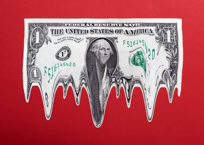 Markets can't be bullied, and the US could face a financial crisis ahead of next year's midterm elections, former IMF official says