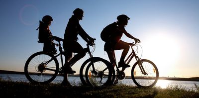 Cycling can be 4 times more efficient than walking. A biomechanics expert explains why
