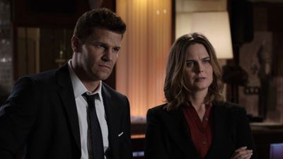 ‘I Was Basically Having Panic Attacks’: Emily Deschanel Talks About How Bad Things Got During Bones’ First Season