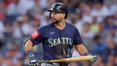 Cal Raleigh Was Intentionally Walked on Last Chance to Tie Barry Bonds HR Record