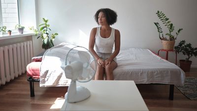 This simple DIY air conditioner helped me fall asleep fast during a heatwave — here's how to try it