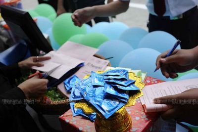 Uni condom project gains momentum