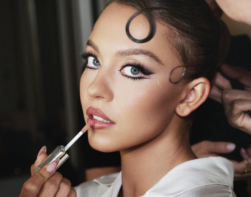 Onlyfans nasim almasi her feminine features are almost