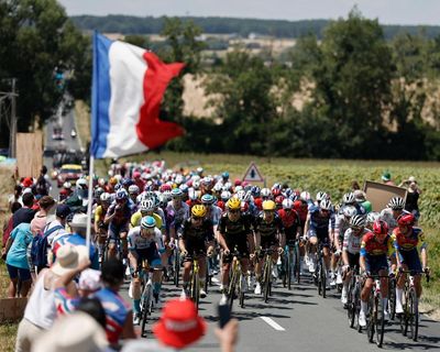 Tour de France 2025: Simon Yates wins epic stage 10 as Ben Healy takes yellow jersey – as it happened