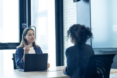 Pay raises plateau: Companies hold steady on salary budgets for 2026