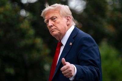 If Trump fires the Fed’s Powell ‘both the currency and the bond market can collapse,’ according to Deutsche Bank