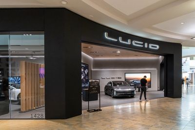 Lucid Stock Sinks In 2025: What's Driving The Decline?