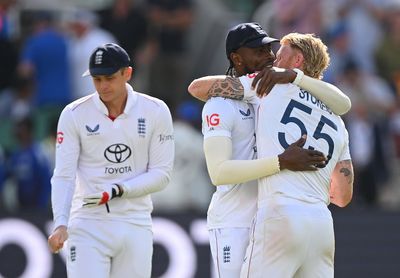 Ben Stokes cheers Jofra Archer's 'amazing effort' as England edge out India
