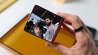 Samsung Galaxy Z Flip 7 48-hours in: a cover screen vlogging dream
