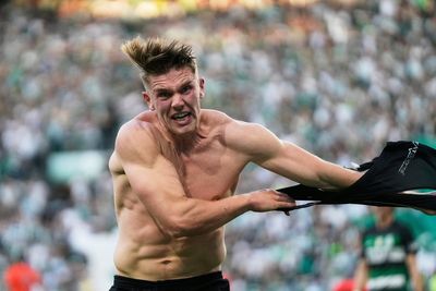 Arsenal nearing agreement to sign striker after 18-month search