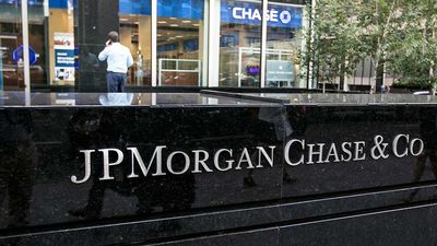 Bank Of America Rises On Earnings; JPMorgan's Dimon Sees Strengths And Risk