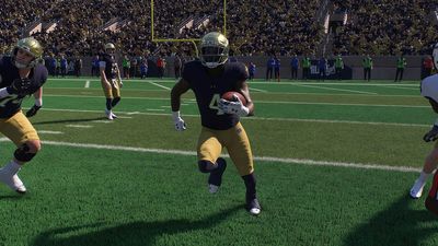 How to Stiff Arm in College Football 26
